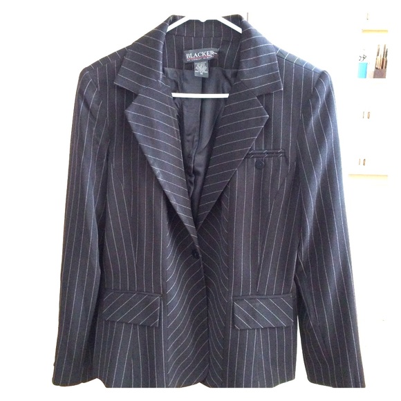 Woman's Stanley Blacker size 14 pant suit.