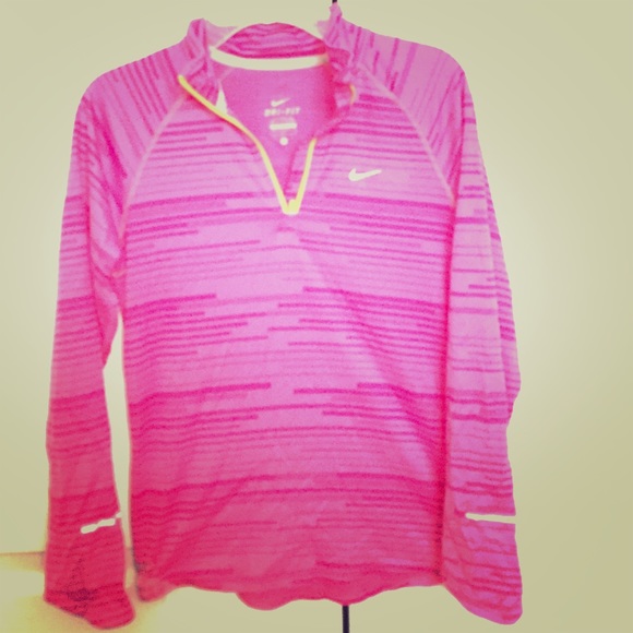 Nike running top