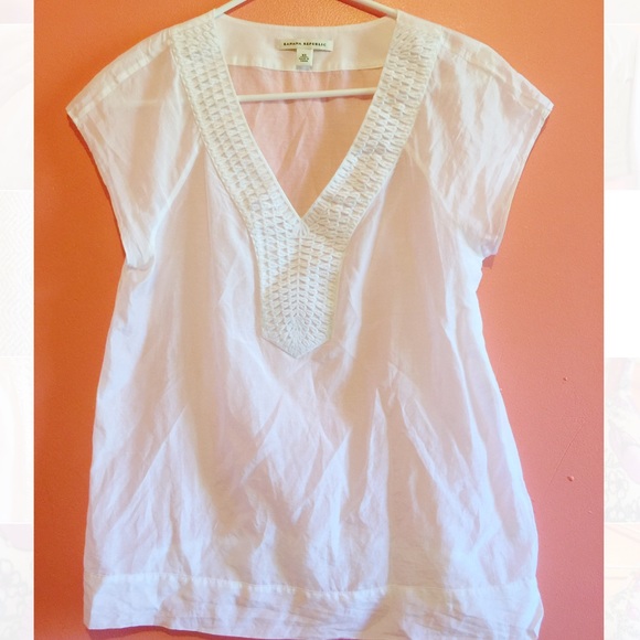 ❌SOLD❌Banana Republic White Top
