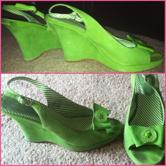 Tommy Hilfiger Hampton Kelly Green suede wedge 9.5 - Picture 1 of 4