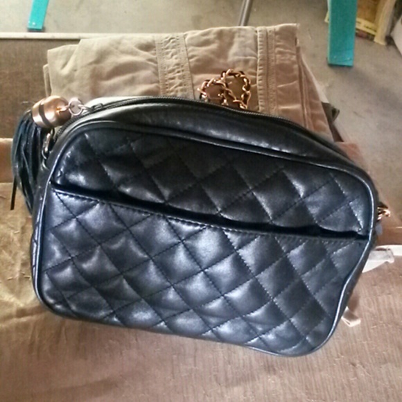 Black purse - Picture 2 of 3
