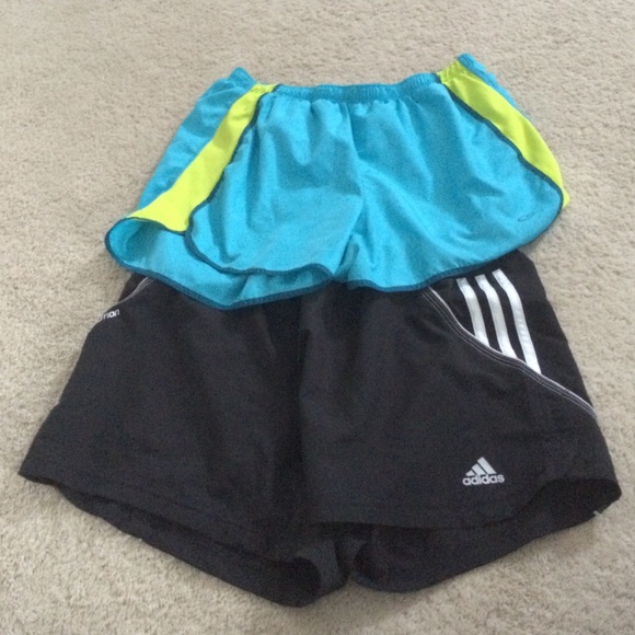 2 athletic shorts bundle!!