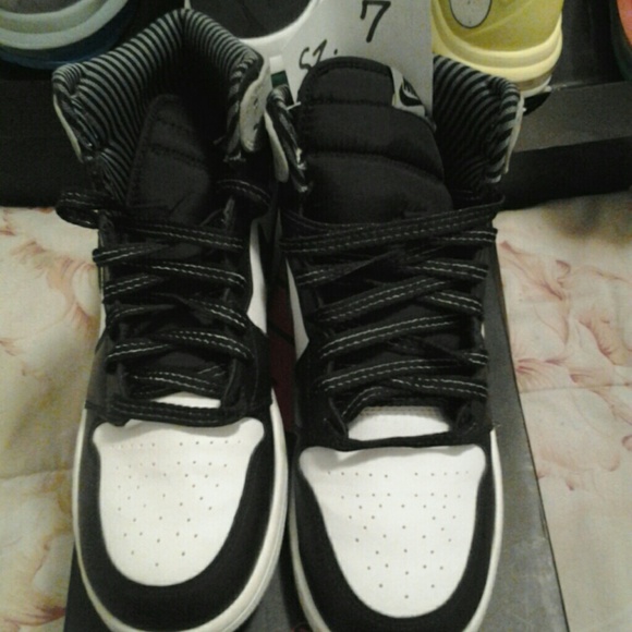 Retro Jordan baron 1's