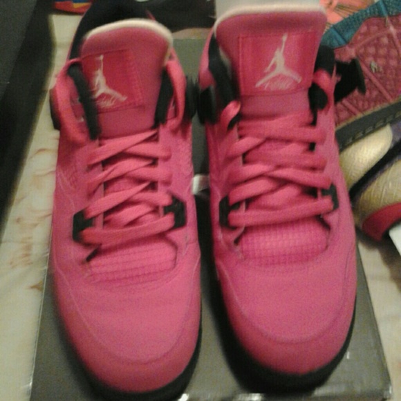 Jordan retro cherry 4's - Picture 1 of 1