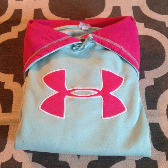 Under Armour sweatshirt