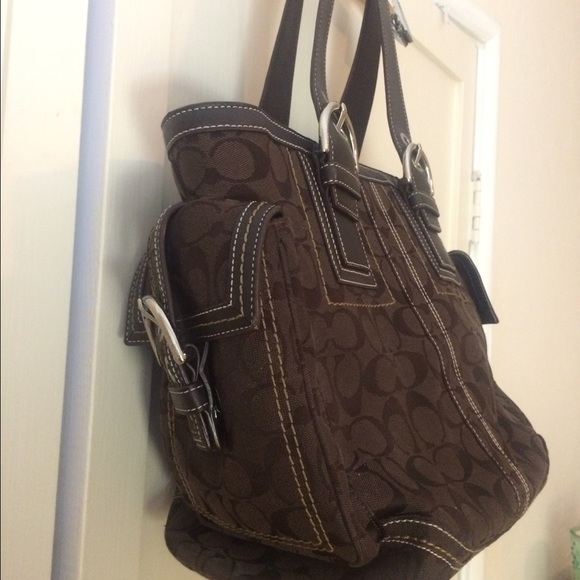 Brown Coach tote, authentic. - Picture 3 of 3