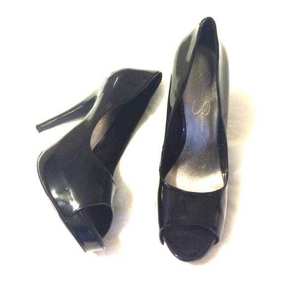 Black patten-leather Jessica Simpson pumps