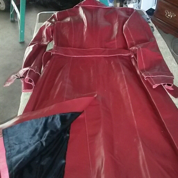 Leather jacket - Picture 3 of 3
