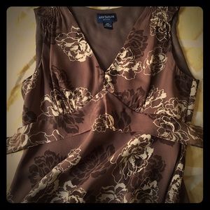 Sleeveless blouse