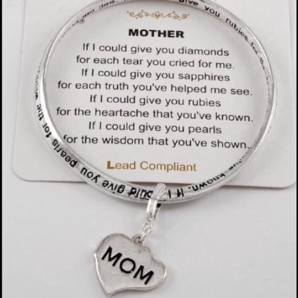 Jewelry - Mothers  Day Charm bracelet