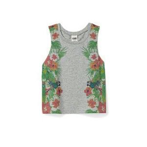 NWT Victoria's Secret Pink crop tank in size M