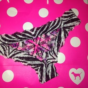 Pink Vs Cheeky small underwear