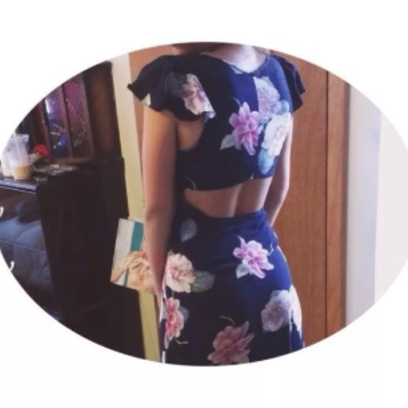 *SOLD* Reformation Urban Outfitters Floral Maxi - Picture 2 of 4