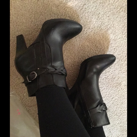 Sold - Picture 2 of 4