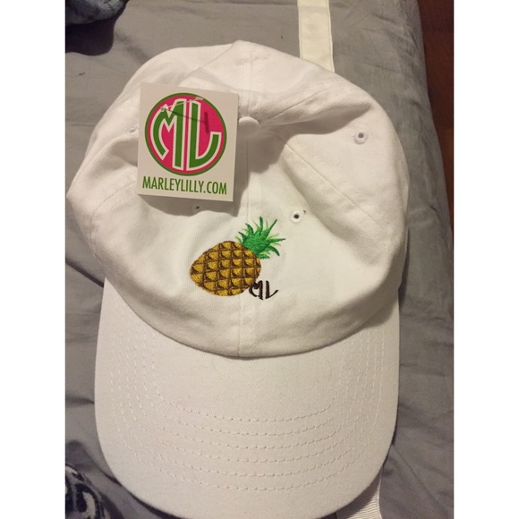 Marley Lilly Pineapple Hat! ☀️