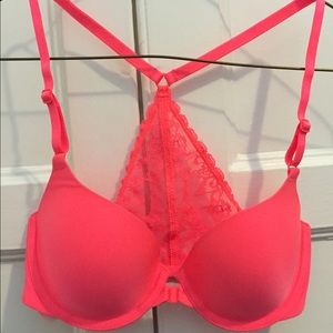 VS Bra