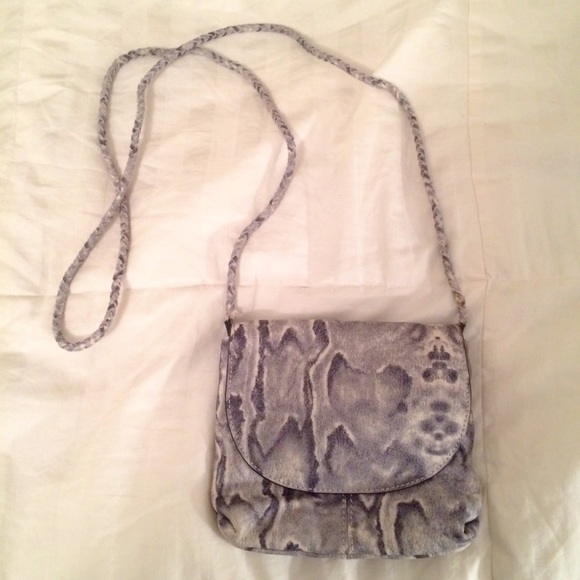 ✨Price Cut✨ Real Italian Leather shoulder Bag NWOT - Picture 2 of 4