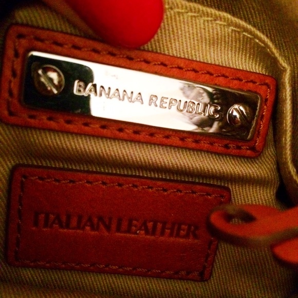 ✨Price Cut✨ Real Italian Leather shoulder Bag NWOT - Picture 4 of 4