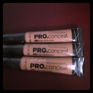 BNIB L.A. Girl Pro Concealers (3)