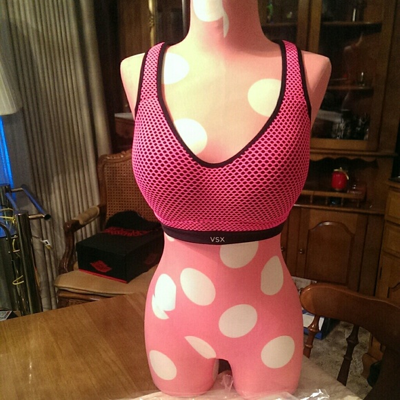 ❌SOLD ON EBAY❌VSX incredible sports bra