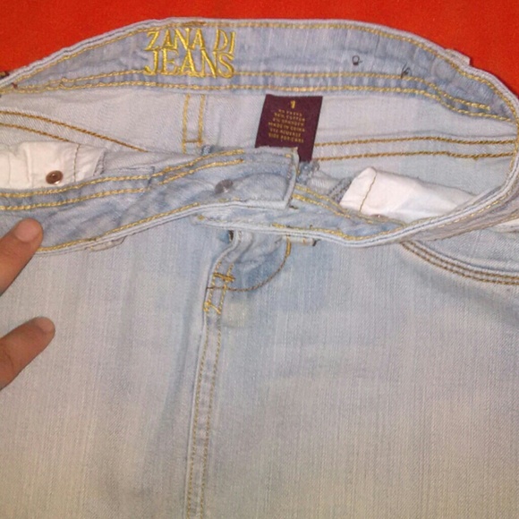 **REDUCED**SHORT JEAN SKIRT! - Picture 3 of 4