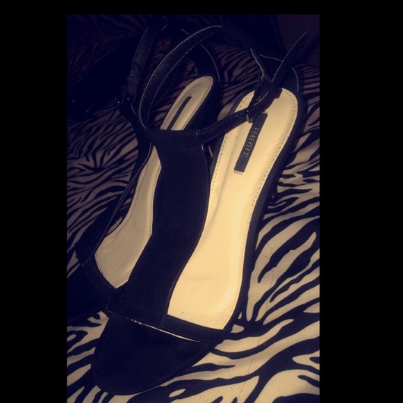 black Forever 21 heels