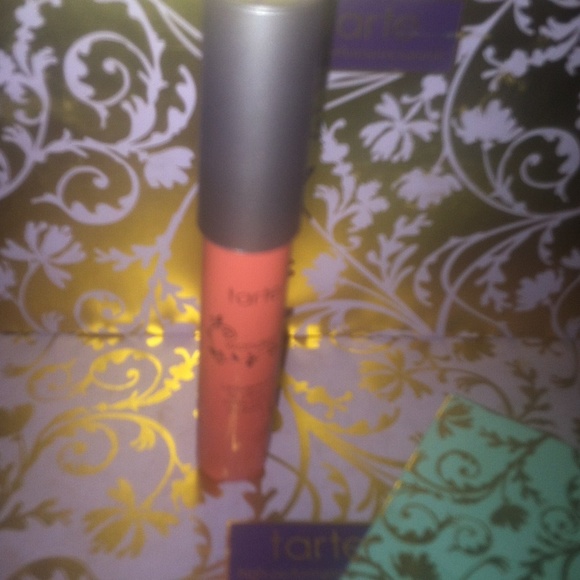 Tarte lipsurgence sold