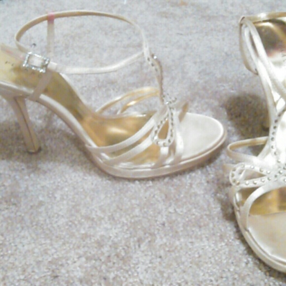 Pesaro Gold heels - Picture 2 of 3