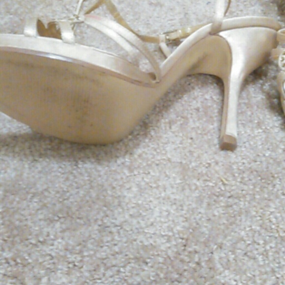 Pesaro Gold heels - Picture 3 of 3