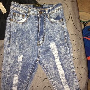 High Waist Ripped Jeans