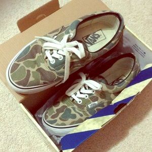 CAMO VANS @cherrysherri