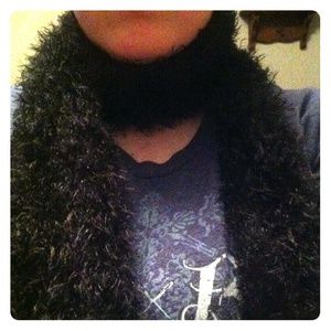 Black fuzzy stretch scarf