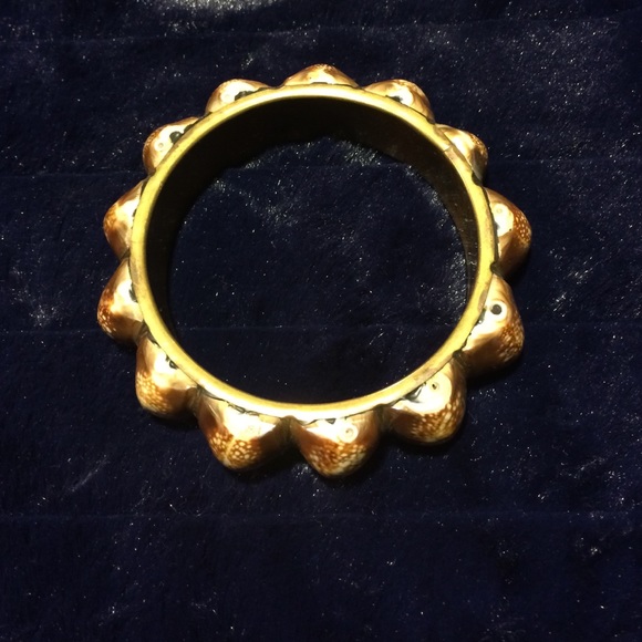 Vintage bangle