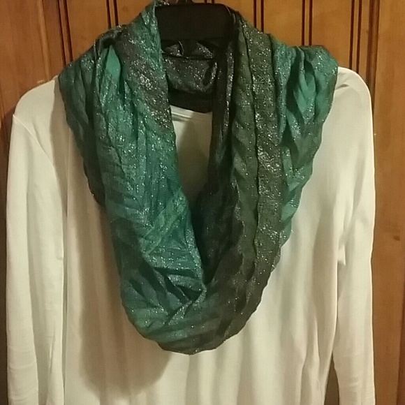 Cute infinity scarf