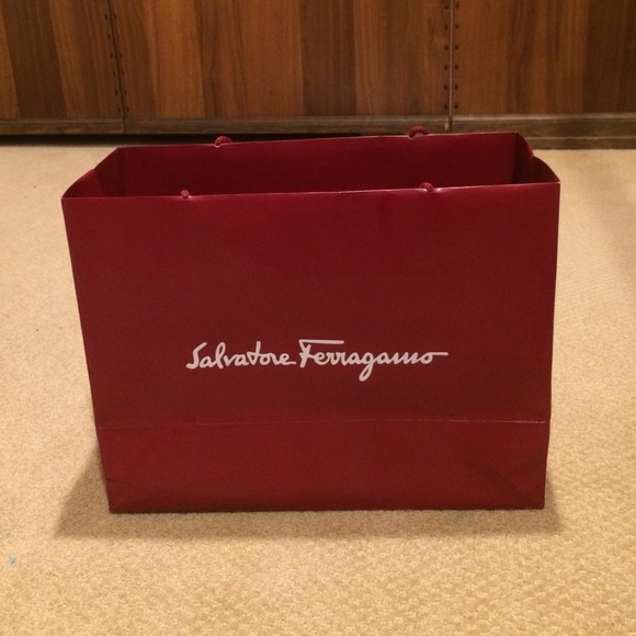 100% authentic Salvatore Ferragamo bag - Picture 1 of 1