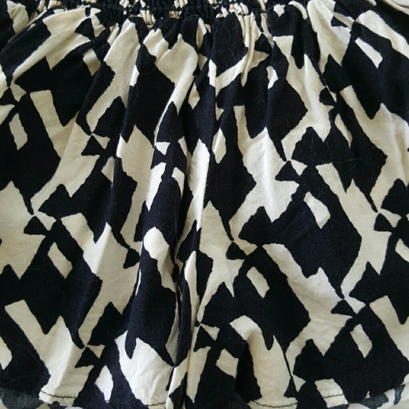 [BUNDLED] ✨HP✨  AUDREY 3+1 print shorts - Picture 3 of 4