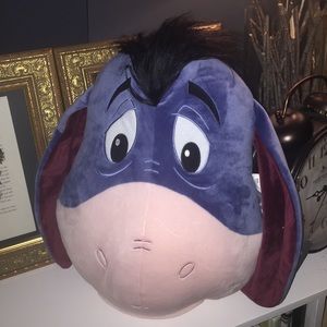 Adorable Eeyore pillow