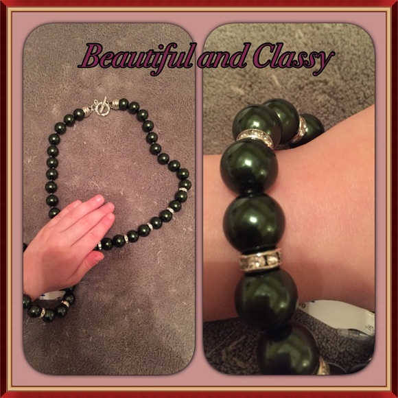 Beaded Necklace/Bracelet Set