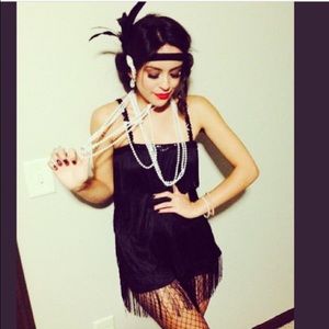 Bundle flapper dress and black heels