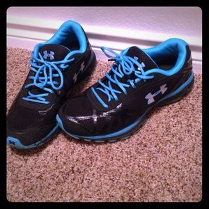 Under armour Tennis shoes