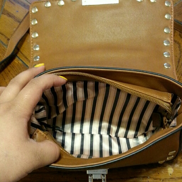 Tan leather purse - Picture 3 of 4