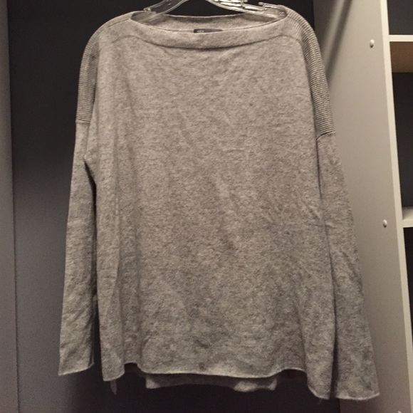 Vince heather grey sweater