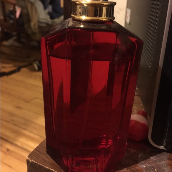 Victoria secret very sexy perfume