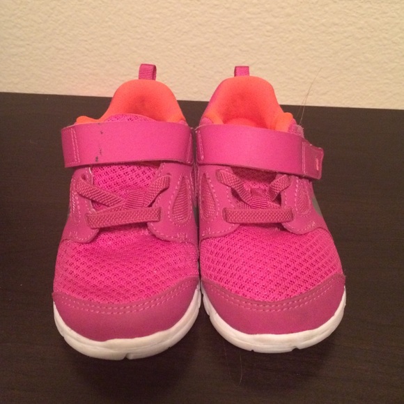 Toddler nikes