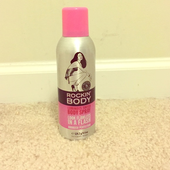 Rockin body luminous tinted body spray