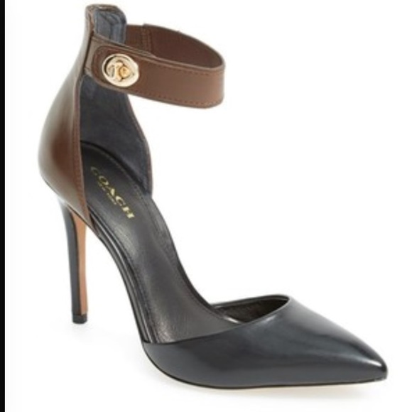 ✨COACH✨ My precious Housten Heels