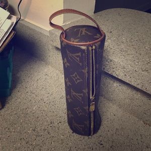 Authentic Wallet Like Brand New. Cosmetic case