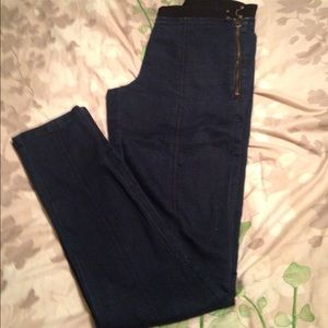 Banana Republic Denim Leggings 🎀