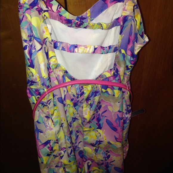 Floral romper - Picture 2 of 2