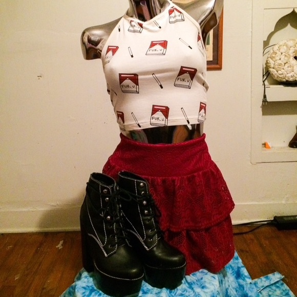 High waisted tiered lace skirt